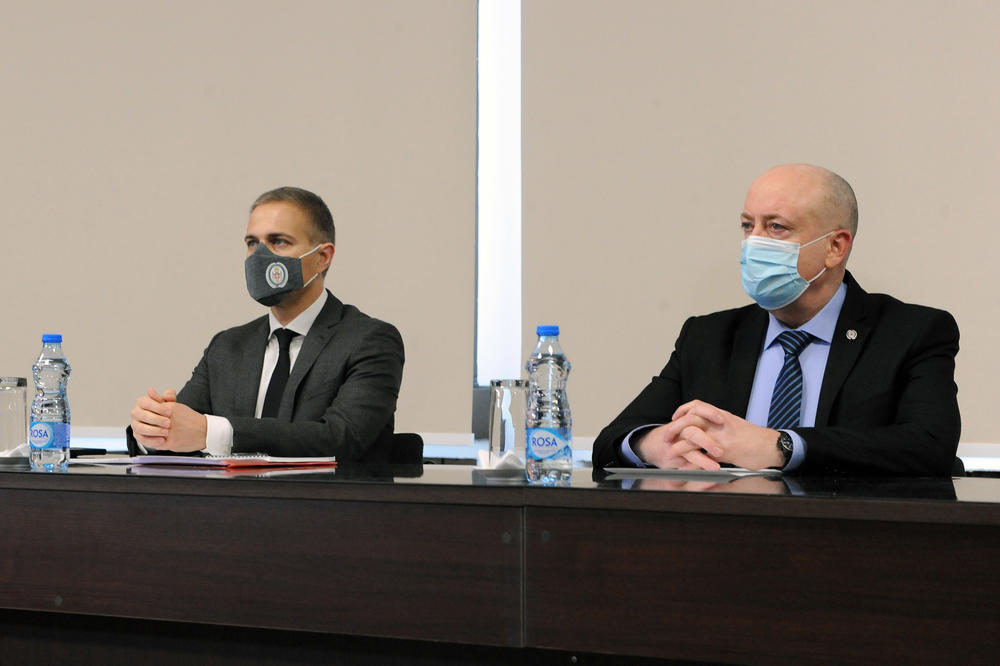 Ministar Stefanović prisustvovao snimanju časova za onlajn nastavu