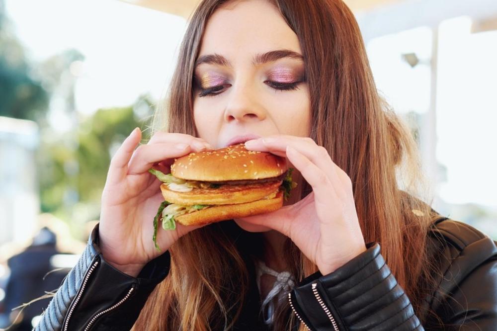 JEDU KAO NENORMALNI A UOPŠTE SE NE GOJE: U čemu je tajna MRŠAVIH ljudi - brz METABOLIZAM ili SUPERMOĆ?