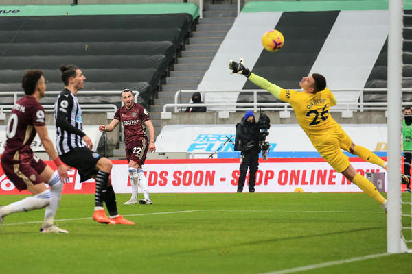 MILIVOJEVIĆ IZGUBIO LONDONSKI DERBI: Souček nastavio goleadu za Čekićare, Bjelsa produžio agoniju Njukasla! (VIDEO)