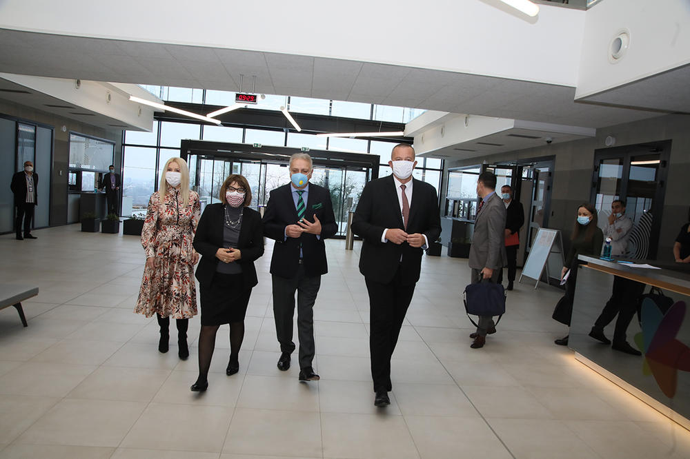 Ministri Gojković, Matić i Ružić govorili na otvaranju konferencije “Nova pismenost za novo doba”