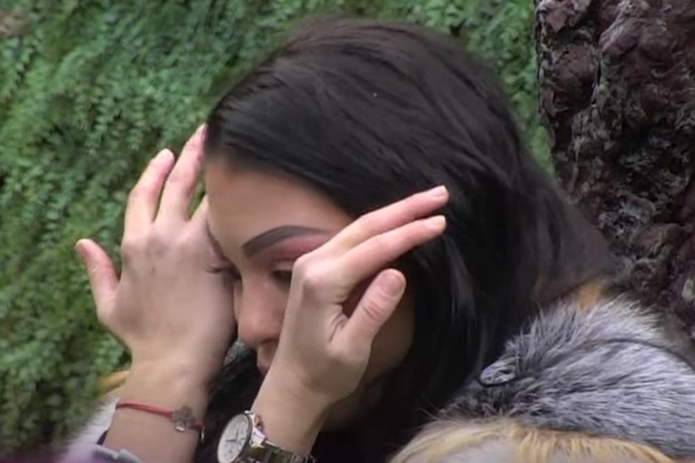 MAJA SE SKROZ SLOMILA, RONI GORKE SUZE! Ne može da dođe sebi: Sve su joj veze propale, ispala je NAIVNA!