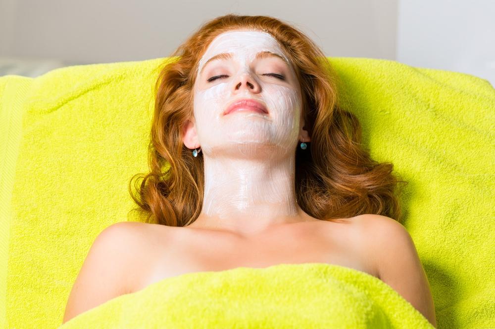 LEKARI UPOZORAVAJU NA SMRTONOSAN TIKTOK TREND KOJI SE SVE BRŽE ŠIRI: PRESTANITE da negujete kožu NA OVAJ NAČIN