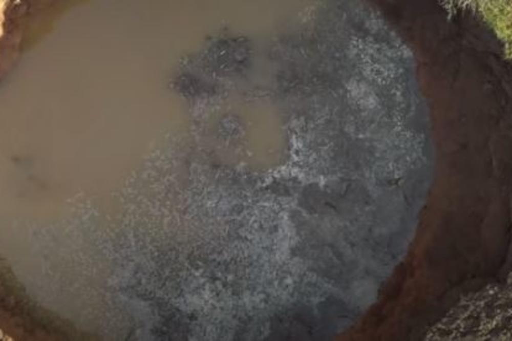 KOD PETRINJE SE POJAVILE RUPE U TLU: Geofizičar objasnio da to nije nikakvo iznenađenje!