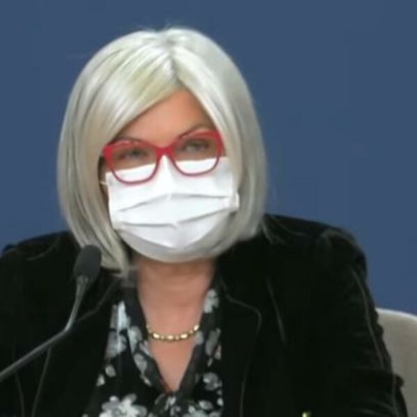 STOKIĆ: Vakcinacija ne utiče loše na reproduktivno zdravlje!