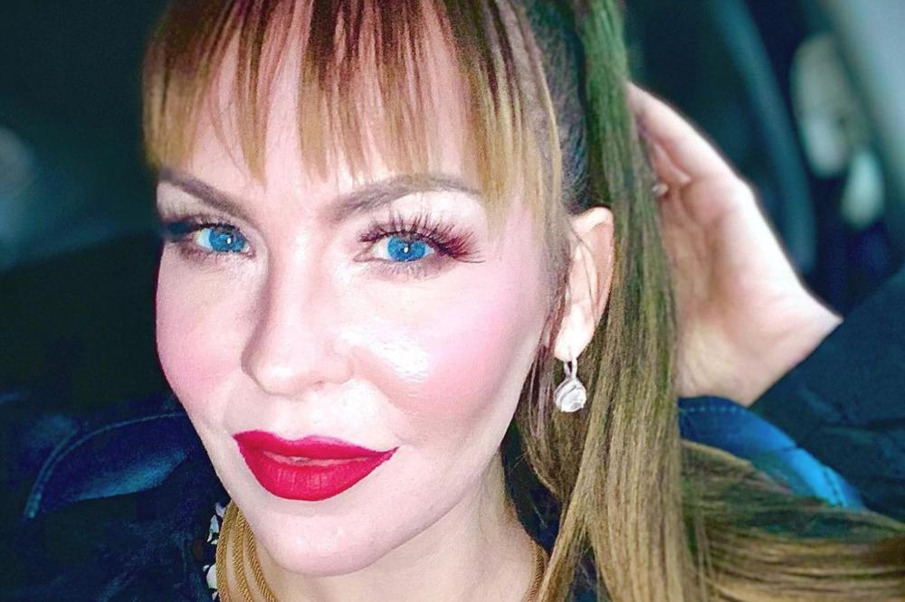 Ćerka pevača OTVORILA SRCE: "Osećala sam se vrlo neželjenom! Nikad mi nije objasnio zašto me je odbacio" (FOTO)