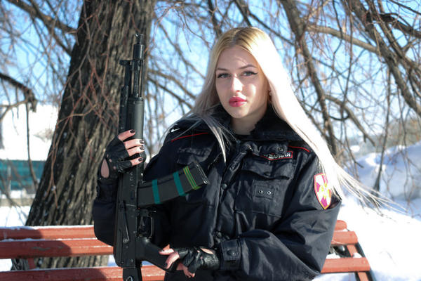 ANA JE NAJLEPŠA POLICAJKA NA SVETU: Sada je TUŽILA policiju zbog SKANDALA koji se desio (FOTO)