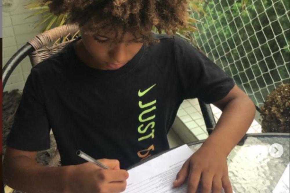 BUDUĆA FUDBALSKA ZVEZDA! Mladi Brazilac ima osam godina i već je potpisao sponzorski ugovor sa poznatim brendom!
