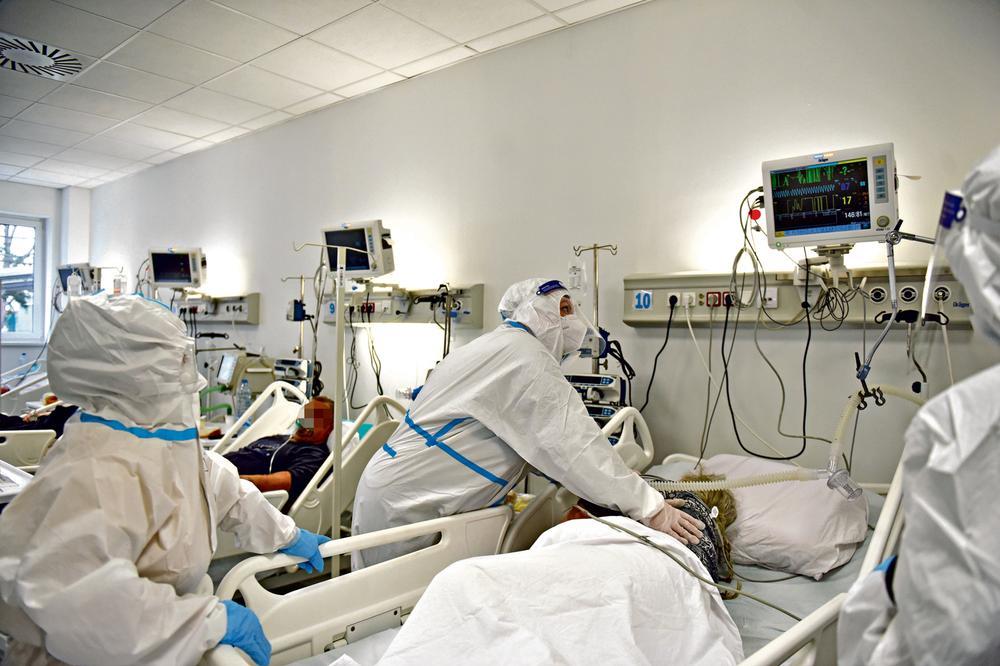 POZAŽAVAJUĆE BROJKE: U SAD zbog kovida najviše hospitalizovanih u poslednja 4 meseca