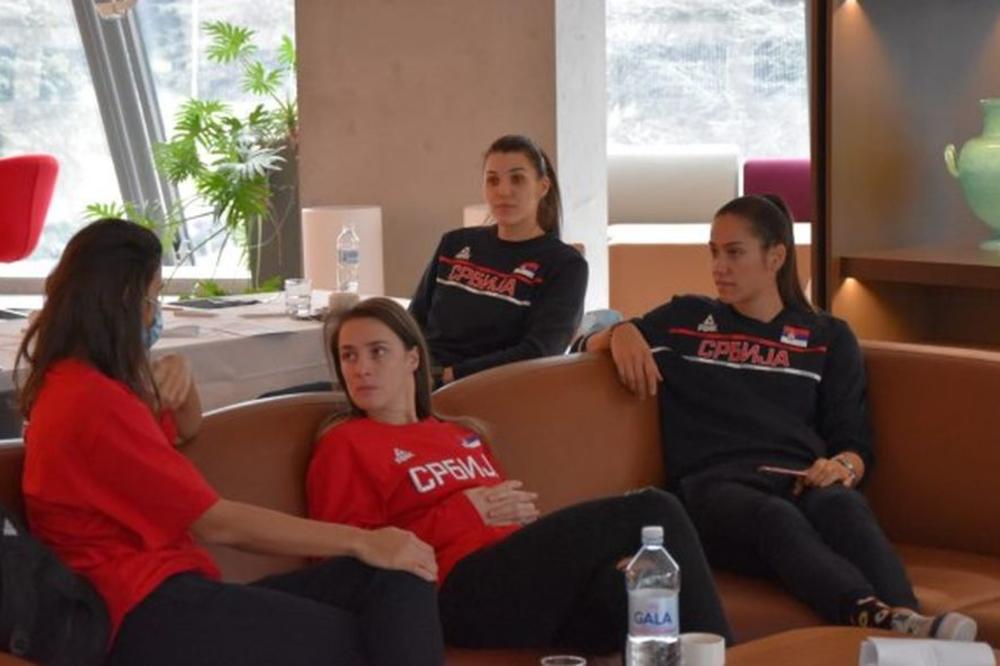 OKUPILE SE KOŠARKAŠICE: Vratila se Dabović, Sonje i dalje nema!