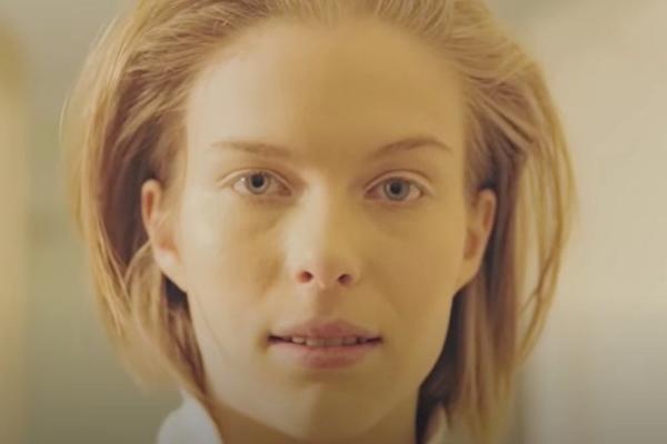 GLUMICA JAVNO OPTUŽILA UČITELJA ZA ZLOSTAVLJANJE! Mediji sada objavili njegovo ime, ceo region u šoku