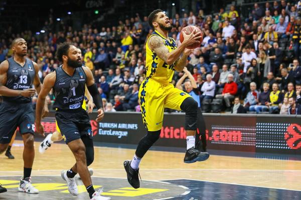 GUŽVA U PARTIZANOVOJ GRUPI! Trento se vratio u život pobedom protiv Metropolitana i zakompikovao stvari!