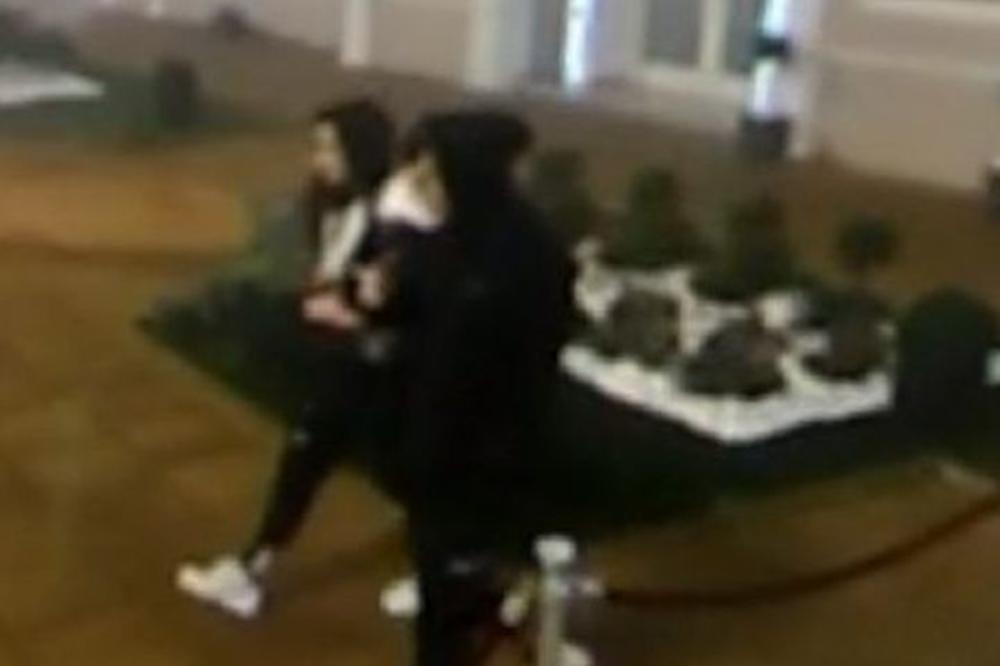 RIJALITI UČESNIK DOŽIVEO NEZAMISLIVU TRAGEDIJU: Napustio kuću "PAROVA" u SUZAMA!