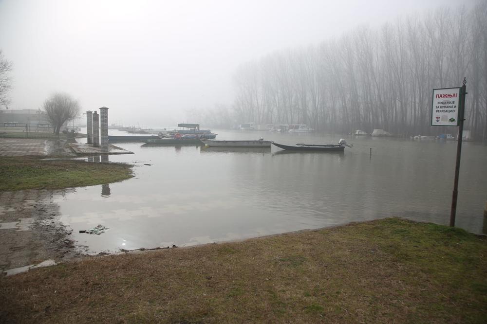 POLICIJA OTVORILA KNJIGU KOJU JE NESTALI TINEJDŽER PISAO: Majka ne želi da poveruje u ono što piše, TUGA!
