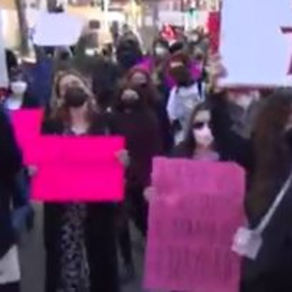 MAKEDONKE SE POBUNILE I IZAŠLE NA ULICU! Na protestu tražena reakcija vlasti zbog zlostavljanja na internetu!