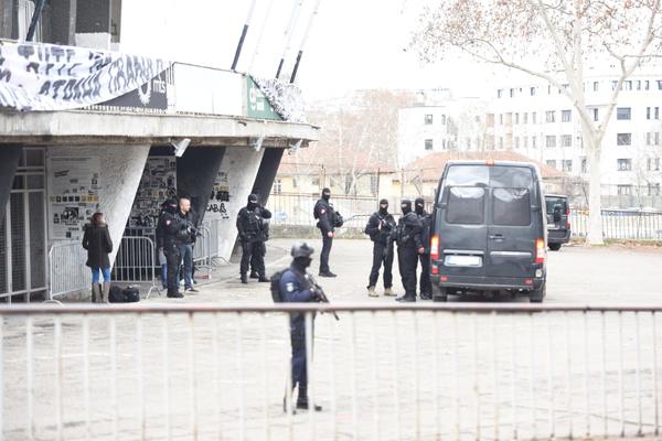 PORED VELJE NEVOLJE UHAPŠEN I PRIPADNIK GRUPE PRINCIPI! Karapandžić je učestvovao u uništavanju noćnog kluba!