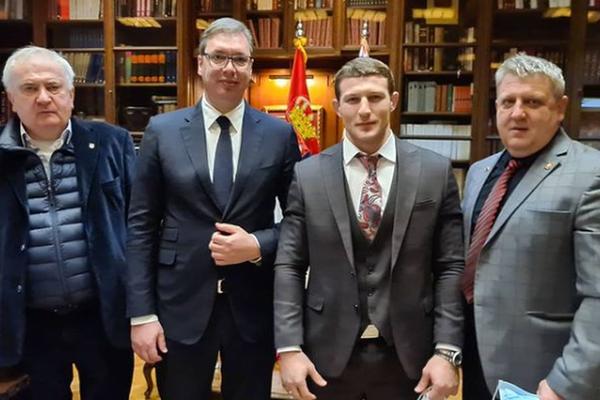 VUČIĆ IMAO SASTANAK SA NEMANJOM MAJDOVIM: Pred njega je postavio veliki i težak zadatak!