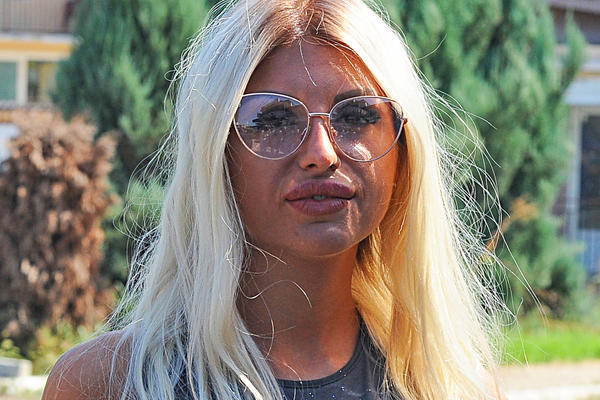 NIJE PLATILA RAČUN?! Ivana Šopić se baškarila u HOTELU u Budvi, kada je trebala da plati ZAPALILA!