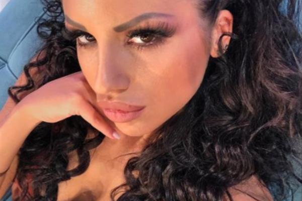 SLUČAJNO JOJ IZLETELO! POSLE KARIĆA, NAŠLA NOVOG MACANA: Provokativna Šopićeva ispričala INTIMNE stvari JAVNO!