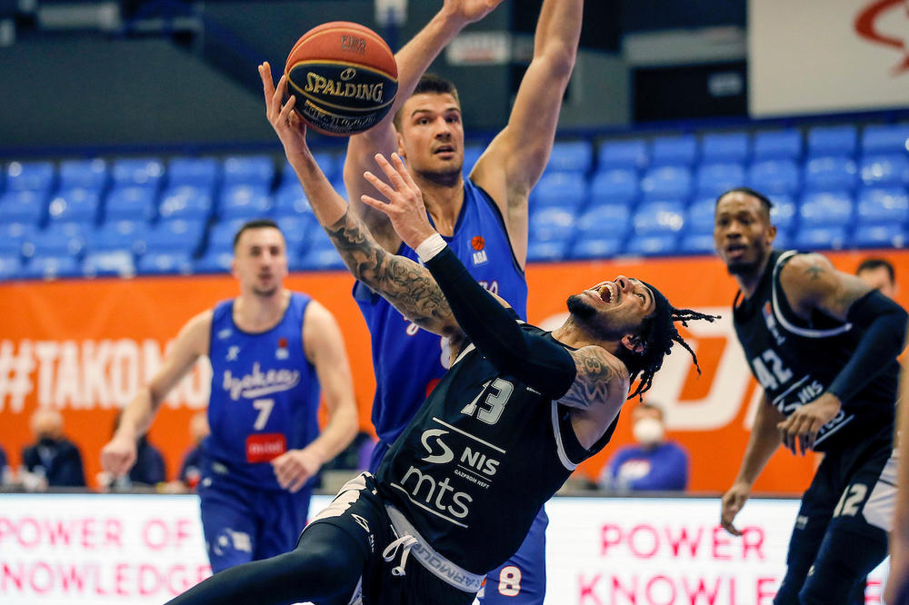 KATASTROFALAN PARTIZAN! Igokea slavila u Beogradu, protiv anemičnih crno-belih! PA PA PLEJ OF!