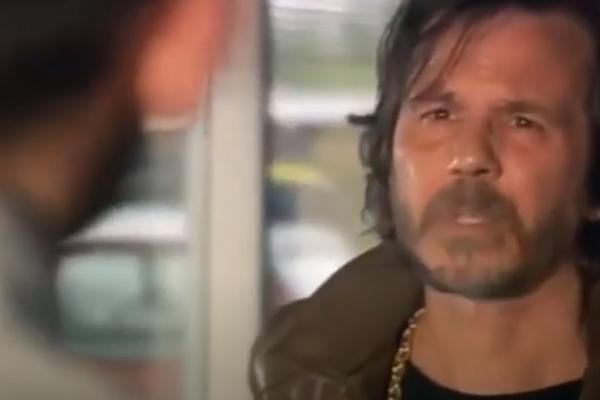 ISPLIVALA FOTKA IZ DETINJSTVA KOJA NEMA CENU! Glumac Žika Todorović ima poznatu TETKU i još poznatijeg OCA!