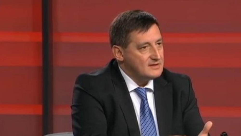 DOKTOR SA DEDINJA DIGAO UZBUNU! Sve više Srba pati od ovoga, ali ĆUTE - prepoznajte SIMPTOME na vreme, nije naivno