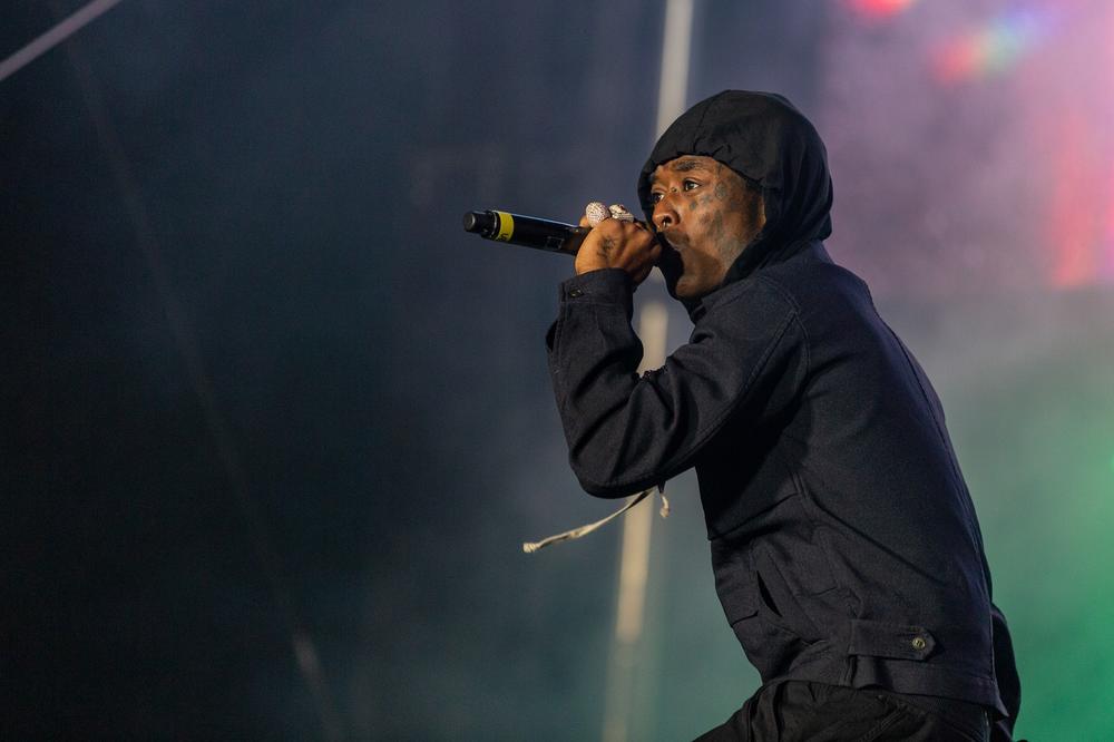 UGRADIO DIJAMANT OD 24 MILIONA DOLARA U ČELO, a sad KRVARI i strah ga je da NE UMRE! (FOTO)