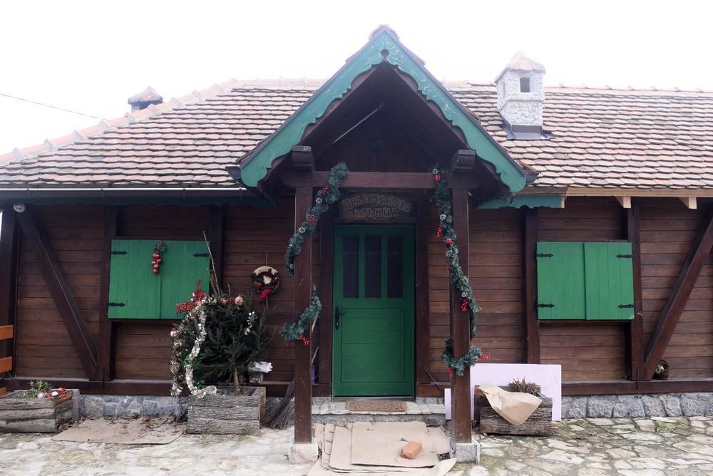 Deda Mrazova kućica