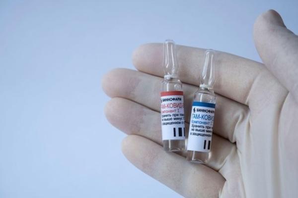 INDIJA PROIZVELA PROBNU VERZIJU RUSKE VAKCINE! Sledi kontrola kvaliteta, a onda transfer!