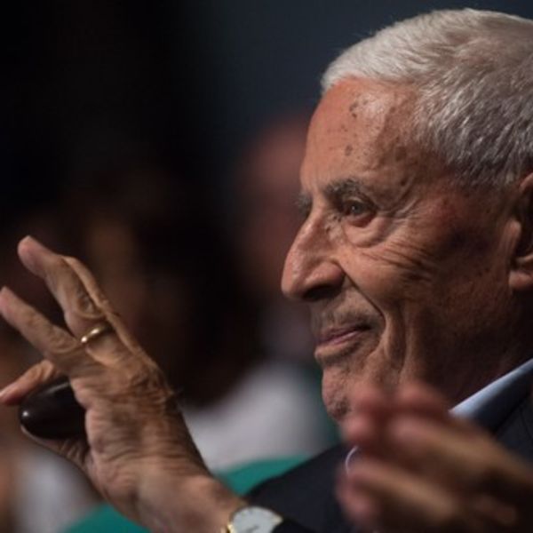 UMRO ČUVENI EVROPSKI POLITIČAR: Ubila ga je KORONA