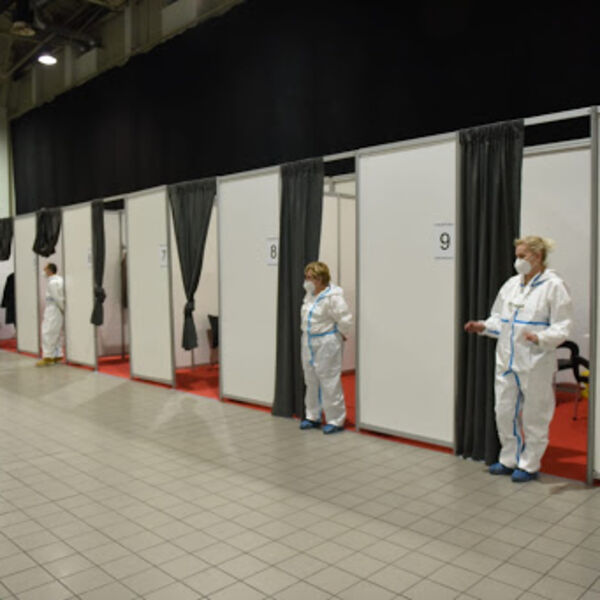 NEMAČKI BILD POHVALIO NAŠU ZEMLJU: U Nemačkoj je sve sporo, u Srbiji se svi vakcinišu!