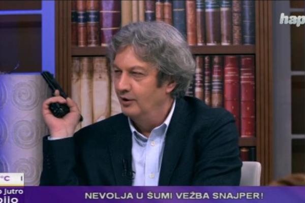MARIĆ VITLAO PIŠTOLJEM U JUTARNJEM PROGRAMU KO BLESAV: Ovo se nikada nije videlo u programu UŽIVO!