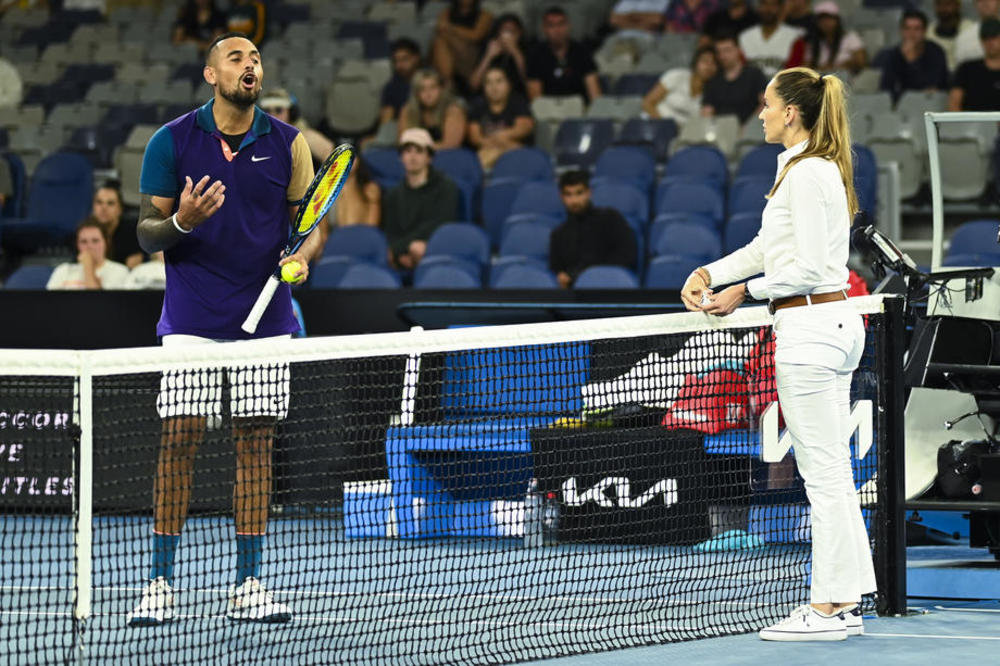 KIRJOS URLAO NA NAŠU MARIJANU, MORALA DA SILAZI NA TEREN: Pravio scene i na kraju pobedio u maratonskih 5 setova!