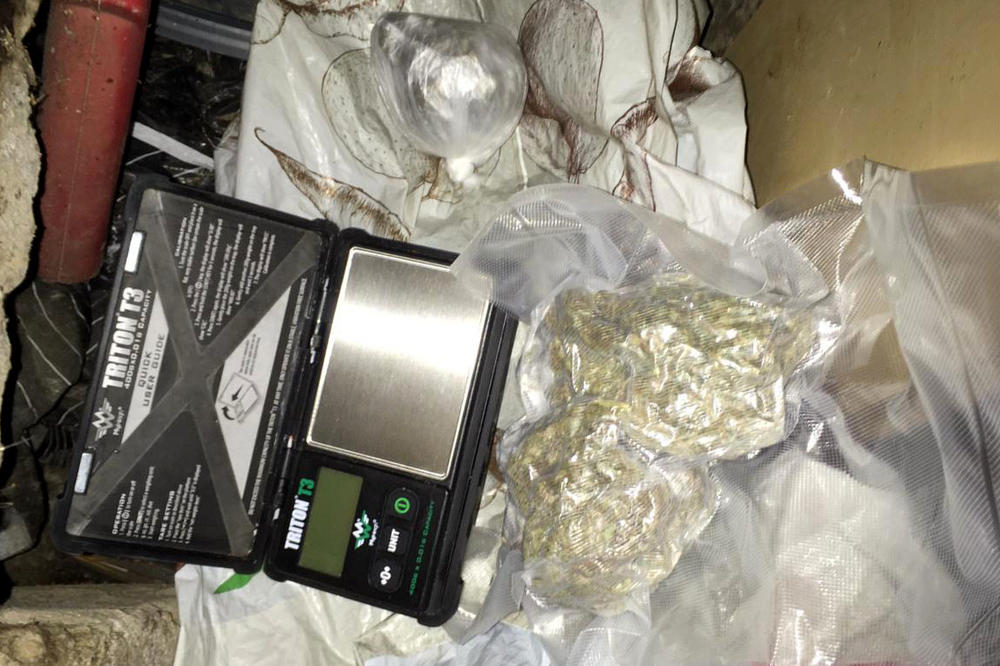 ZAPLENJENA DROGA U BEOGRADU! Dileri padali na različitim lokacijama (VIDEO)