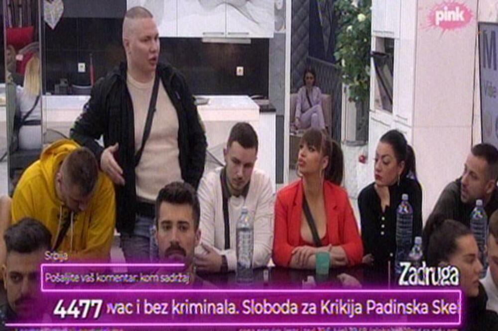 TO JE JADNO I BOLESNO! Brendon zgrožen zbog ponašanja bivših ljubavnika!