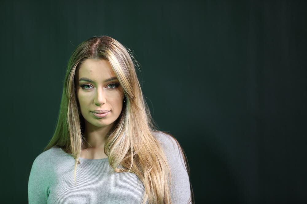 OGLASILA SE TEA TAIROVIĆ NAKON VESTI O HAPŠENJU: Evo šta je pevačica PORUČILA, otkrila je SVOJU STRANU PRIČE