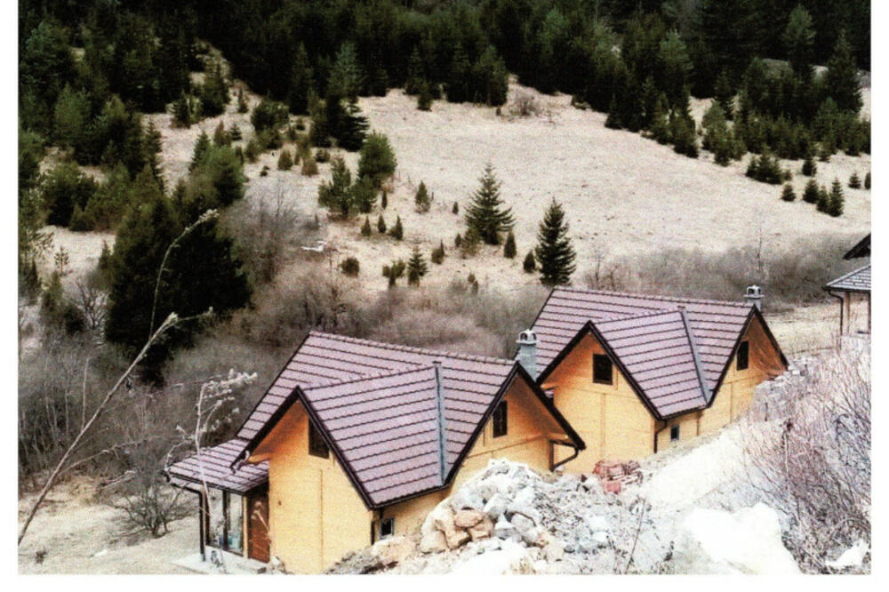 DOBILI SU OPOMENE, ALI SU NASTAVILI DA GRADE: Divlja gradnja cveta na Tari, prijave samo pljušte!