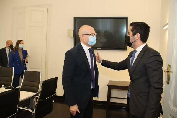 VUČEVIĆ: Izgradnja deonice brze pruge kroz Novi Sad ide sjajno, i brže nego što je najavljeno!