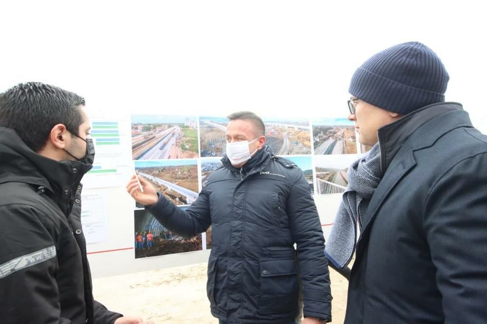 Grad Novi Sad, Miloš Vučević