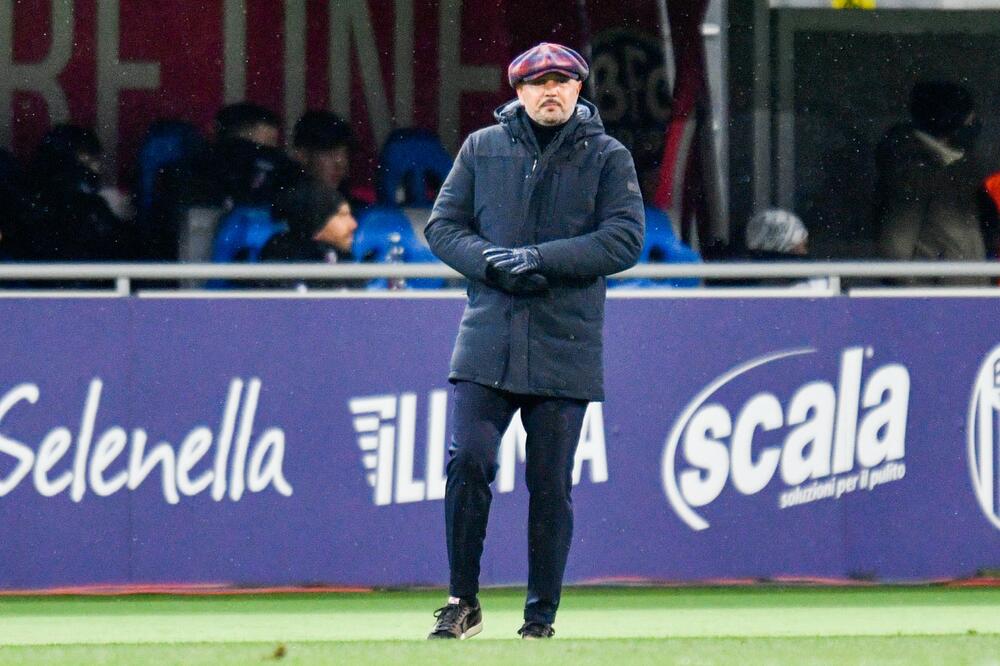 OVO JE NAJVEĆA BLAMČINA KOD NAS NA TELEVIZIJI IKADA: Plavuša nije znala KO JE SINIŠA MIHAJLOVIĆ, svi se ZGROZILI