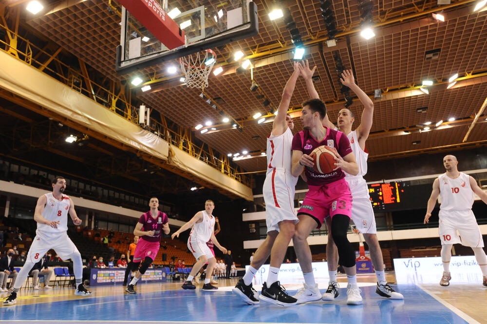 MEGA UMALO ISPUSTILA OGROMNU PREDNOST, ALI STIGLA DO FINALA: Mutina Vojvodina je tvrd orah!