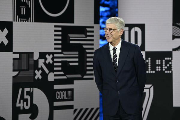 VENGER OTKRIO ŠTA NEDOSTAJE LIVERPULU OVE SEZONE: Odbrana nije jedini problem posrnule Klopove čete!