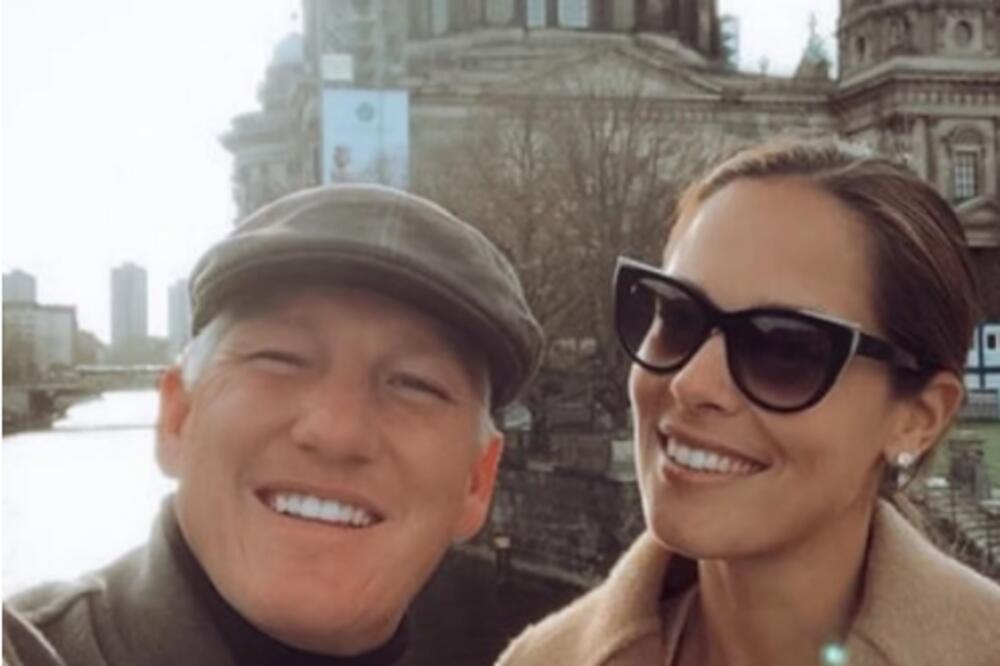 ANA IVANOVIĆ SE JAVNO OBRATILA BASTIJANU ŠVAJNŠTAJGERU: Poslala mu VAŽNU I JAKU PORUKU, svi iščitavali iznova!