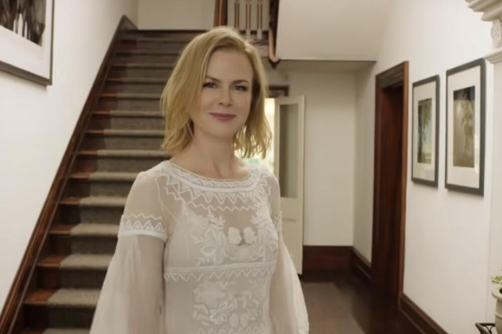 "PLAŠIŠ NAS, RECI DA NISI ODSEKLA KOSU!" POPULARNA GLUMICA ŠOKIRALA TRANSFORMACIJOM: Da li je stvarno ovo uradila?