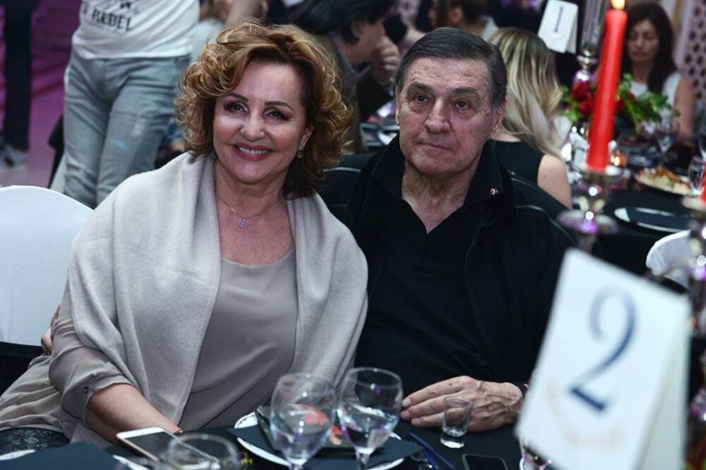 ZAR JE MOGUĆE DA JE OTKRILA?! Ana Bekuta ODLUČILA DA OBELODANI SVE O ODNOSU SA MRKOM: Detalji koje nismo znali!