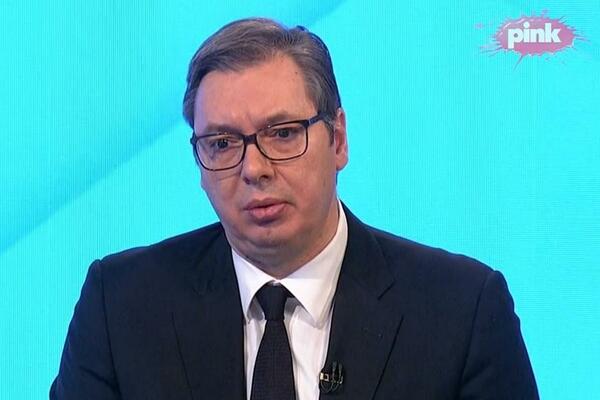 DA LI ĆE NAVIJAČIMA ZVEZDE BITI DOZVOLJEN ULAZ NA MEČ SA MILANOM? Vučić: Sutra ćemo videti...