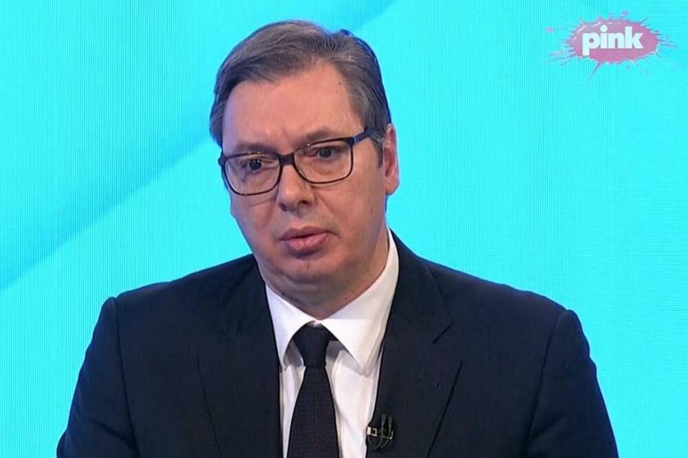 DA LI ĆE NAVIJAČIMA ZVEZDE BITI DOZVOLJEN ULAZ NA MEČ SA MILANOM? Vučić: Sutra ćemo videti...