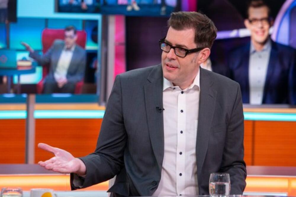 NAJPRODAVANIJA KNJIGA U ENGLESKOJ STIGLA U SRPSKE KNJIŽARE: Čuveni TV voditelj neočekivano OKUPIRAO top-liste