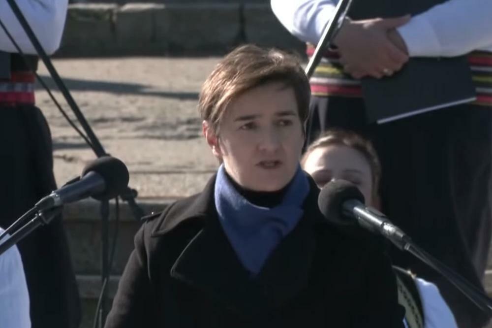 PLAMEN SRETENJA NASTAVLJA DA BUKTI U SRCIMA SRBA: Ana Brnabić se obraća javnosti u Orašcu! (VIDEO)
