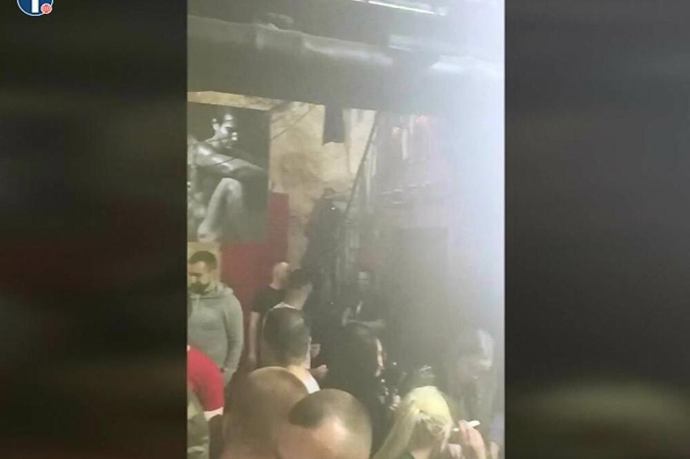 KORONA ŽURKE SE NIŽU JEDNA ZA DRUGOM: Policija rasturila još jednu zabavu u Novom Pazaru, uhapšen vlasnik kafića