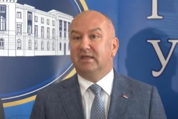 POPOVIĆ: Prva faza proizvodnje ruske vakcine Sputnjik V u Srbiji očekuje se za TRI MESECA!